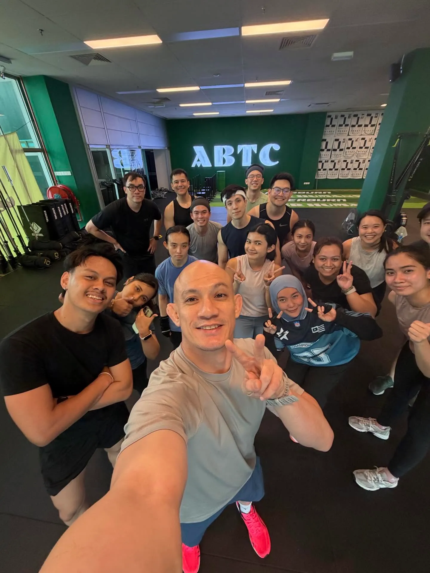 Aymarn Annuar leading a group fitness and team training session